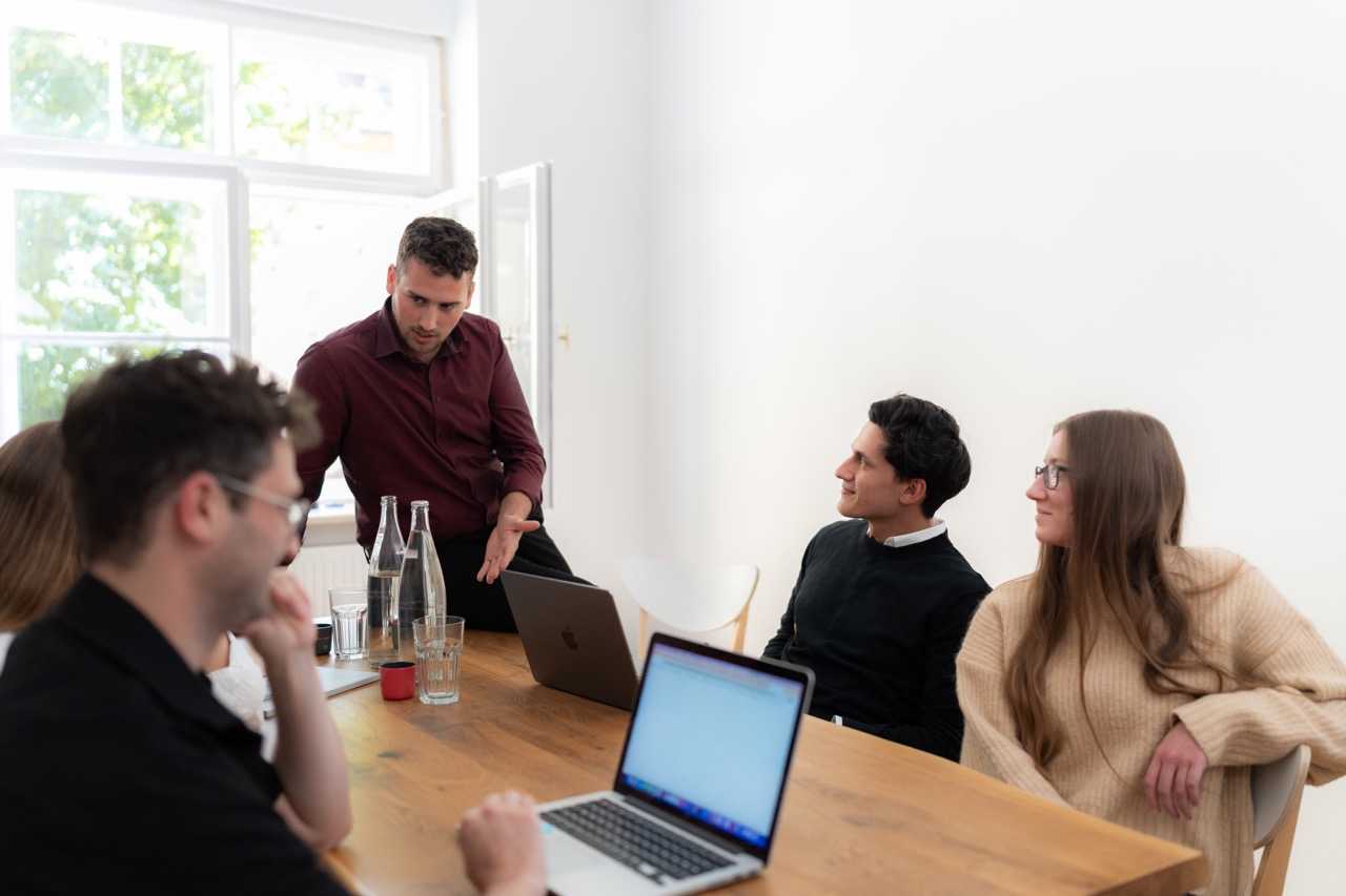 Unsere Lösung: Smarte Vergleichsplattform mit automatisierter Leadgenerierung